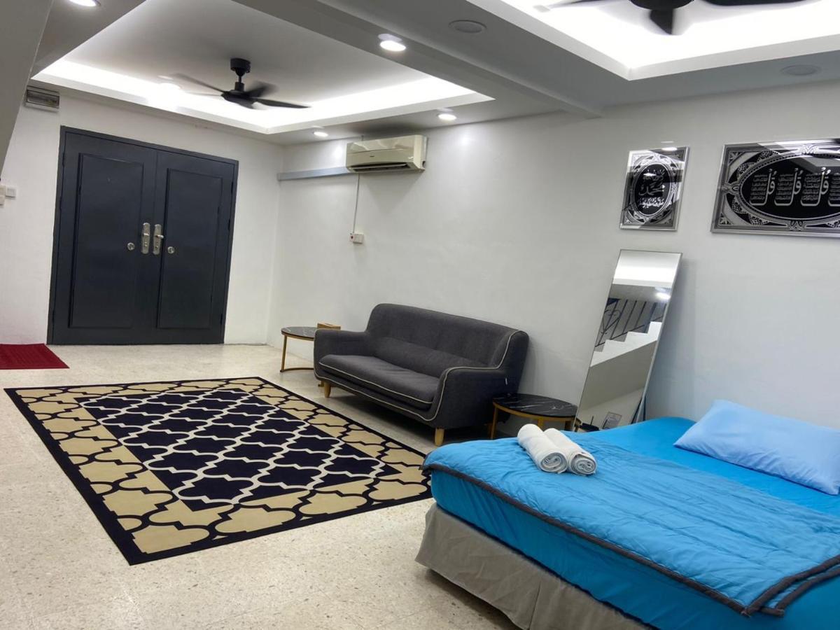 Hs Homestay Cenderawasih Kuantan Town Екстериор снимка