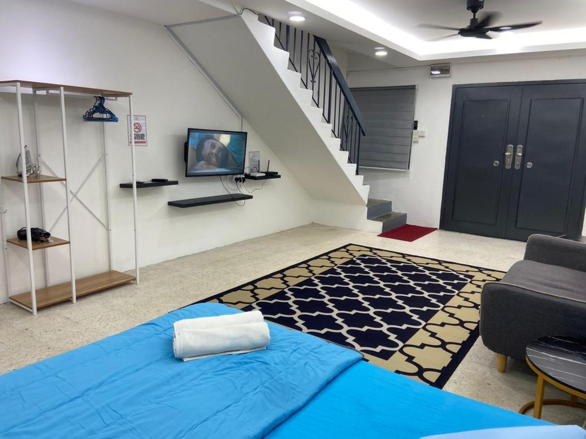 Hs Homestay Cenderawasih Kuantan Town Екстериор снимка