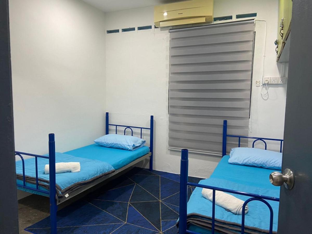 Hs Homestay Cenderawasih Kuantan Town Екстериор снимка