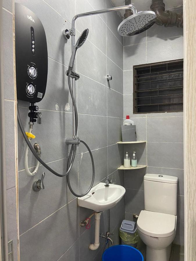 Hs Homestay Cenderawasih Kuantan Town Екстериор снимка